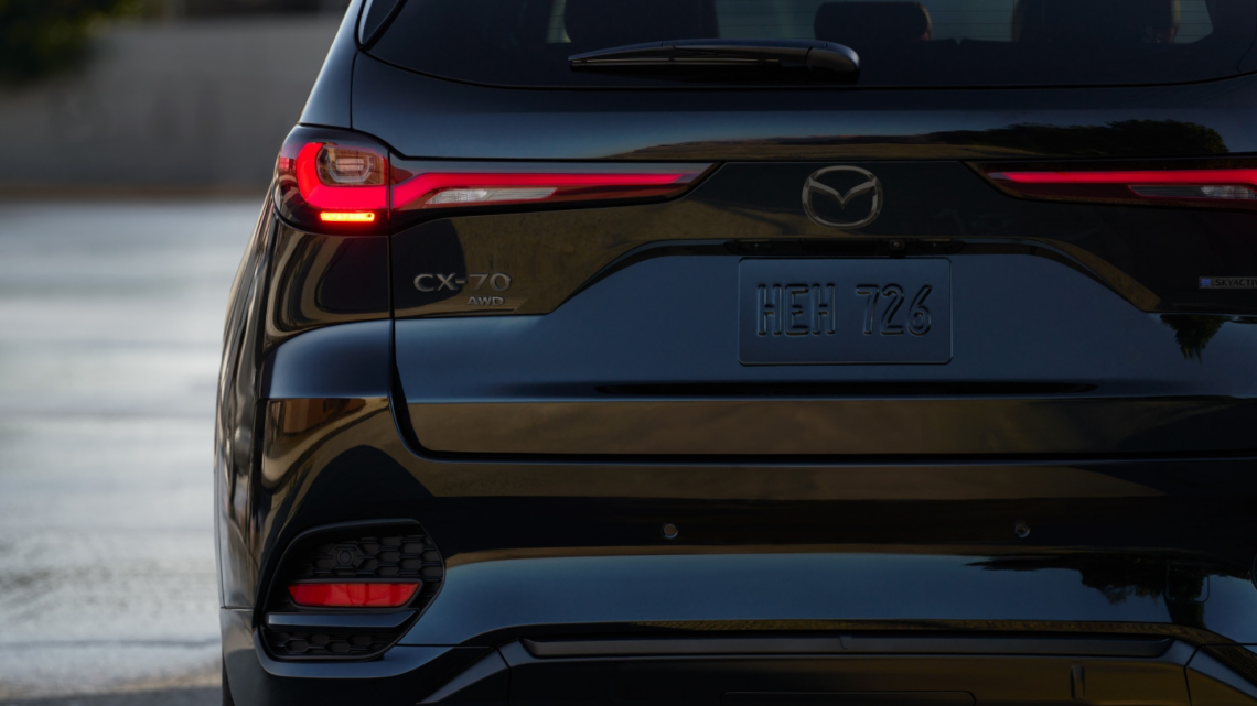 2026 MAZDA CX-70 back angle
